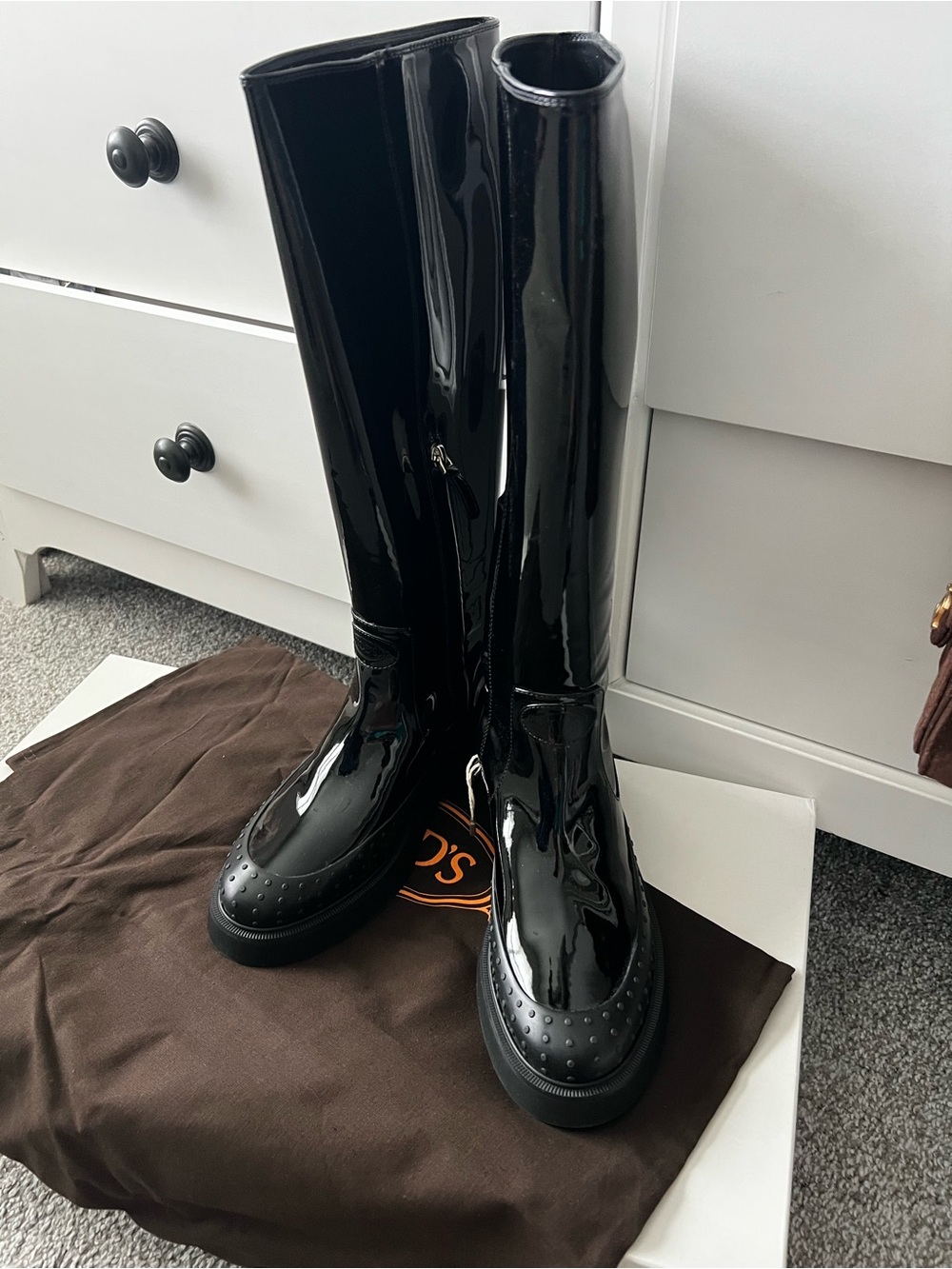 Black Patent Knee-High Women's Boots size 6,5-7